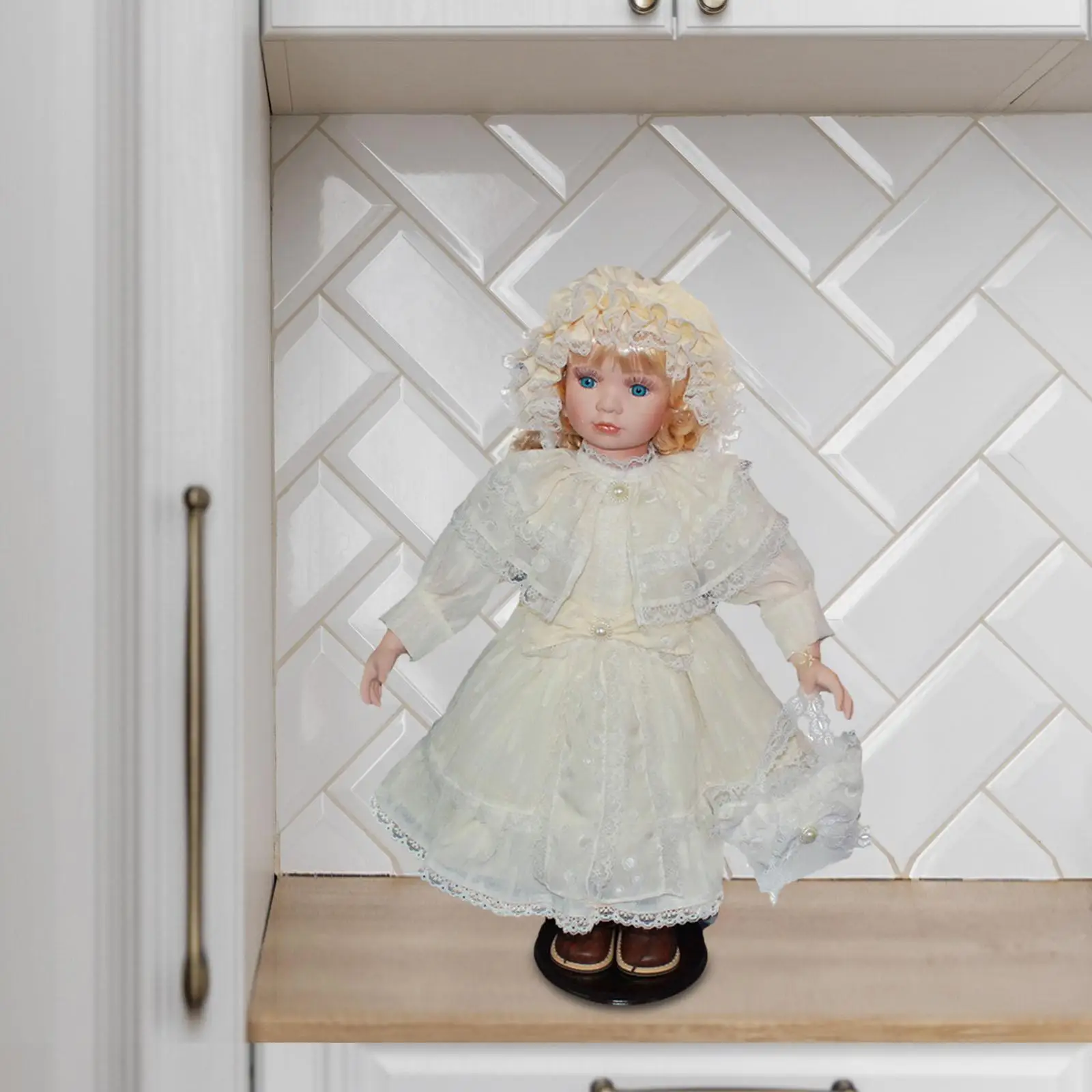 24inch Miniature Porcelain People Cute Porcelain Doll for Preschool Activity