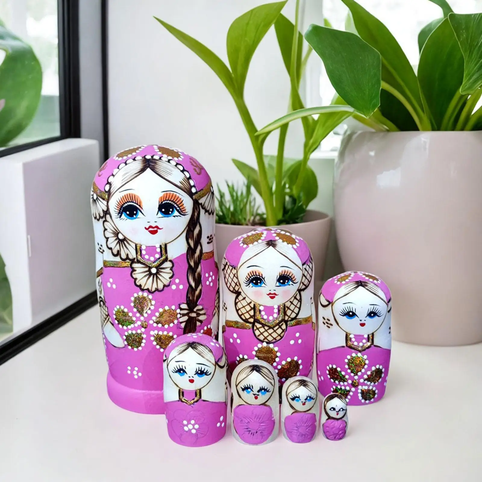 7Pcs Russian Nesting Dolls Cute Holiday Collectible Handpainted Decoration