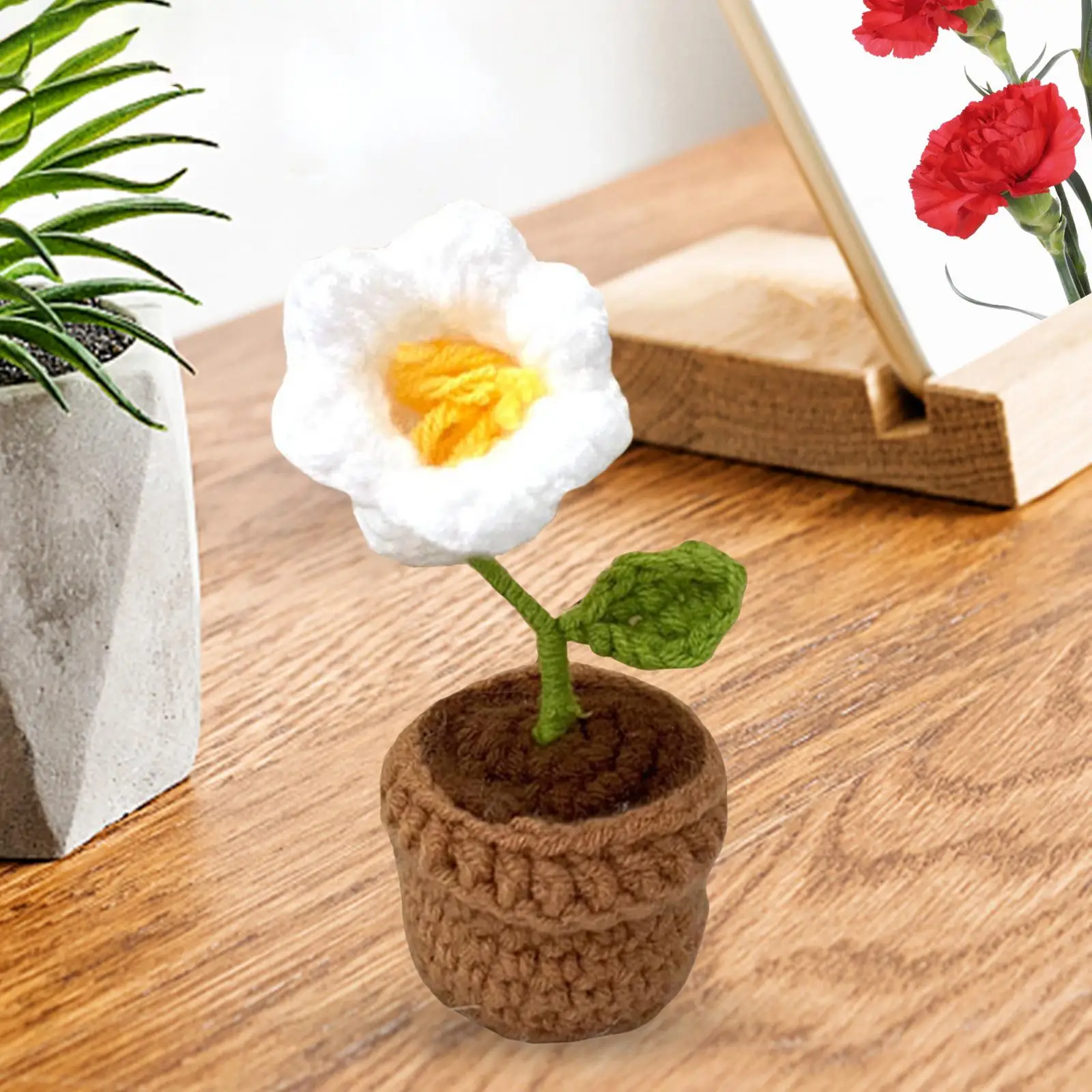 Handmade Crochet Flowers Car Accessories Flowerpot Mini Potted Flowers Dashboard Decoration for Indoor Ornament Birthday Gift