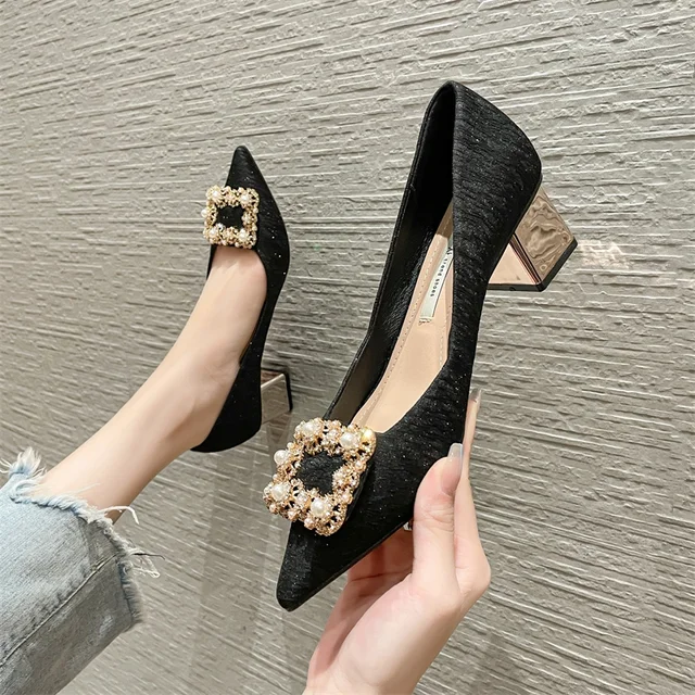 Women Pumps Fashion L''v'ss Shoes Women Wedding Shoes - China Replica Heels  and Luxury Heels price