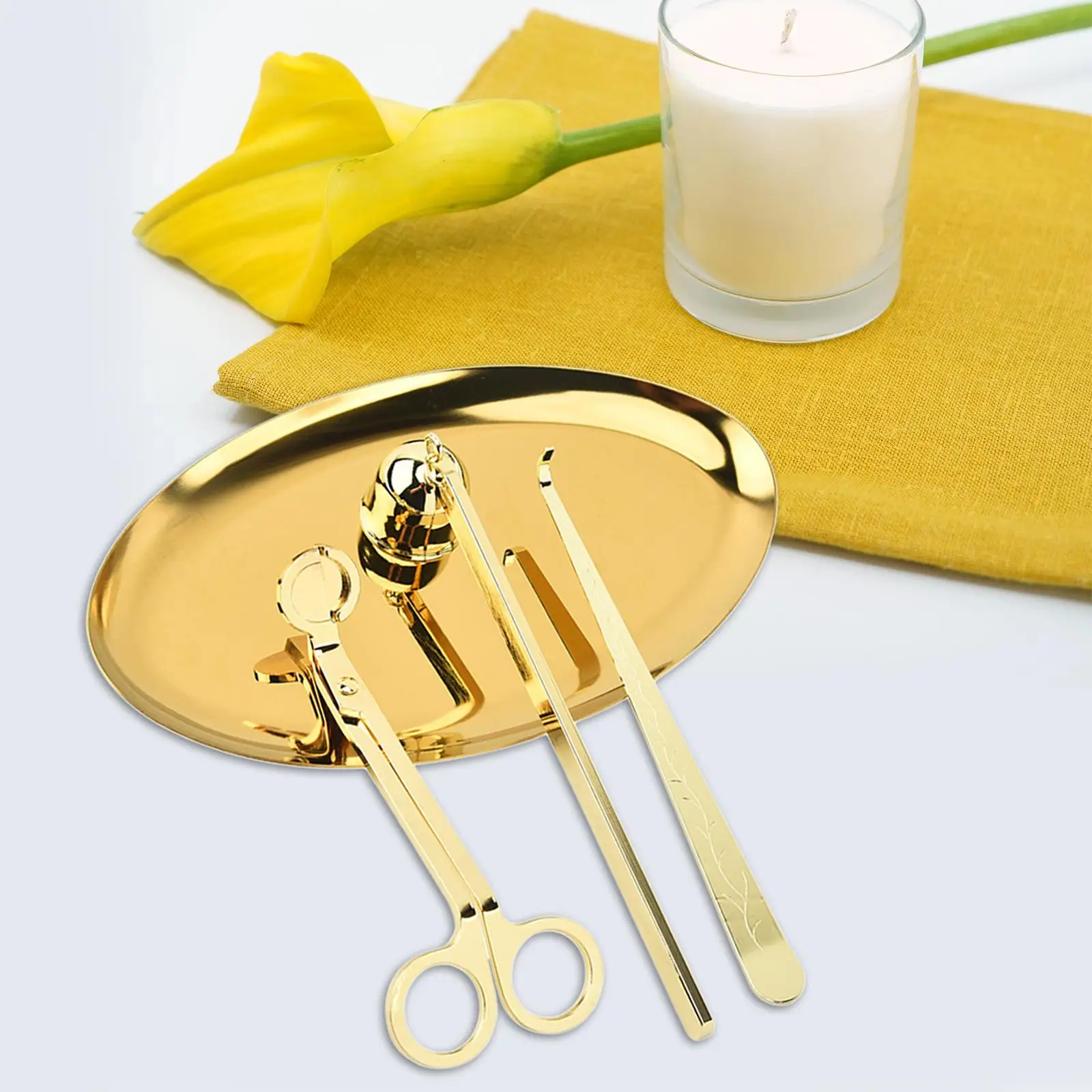 4Pcs Candle Accessories Wick Dipper Cutter Kit Candle Extinguisher with Tray for Women Sturdy Multifunctional Scratch Resistant