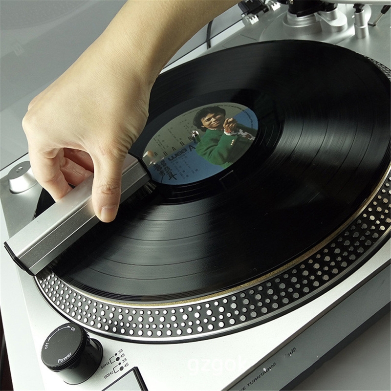 Description Picture 2 of itemPrefessional Anti-Static for LP Vinyl Record Cleaner Brush Turntable Dust Remover Carbon Fiber Brush Cleaner for CD