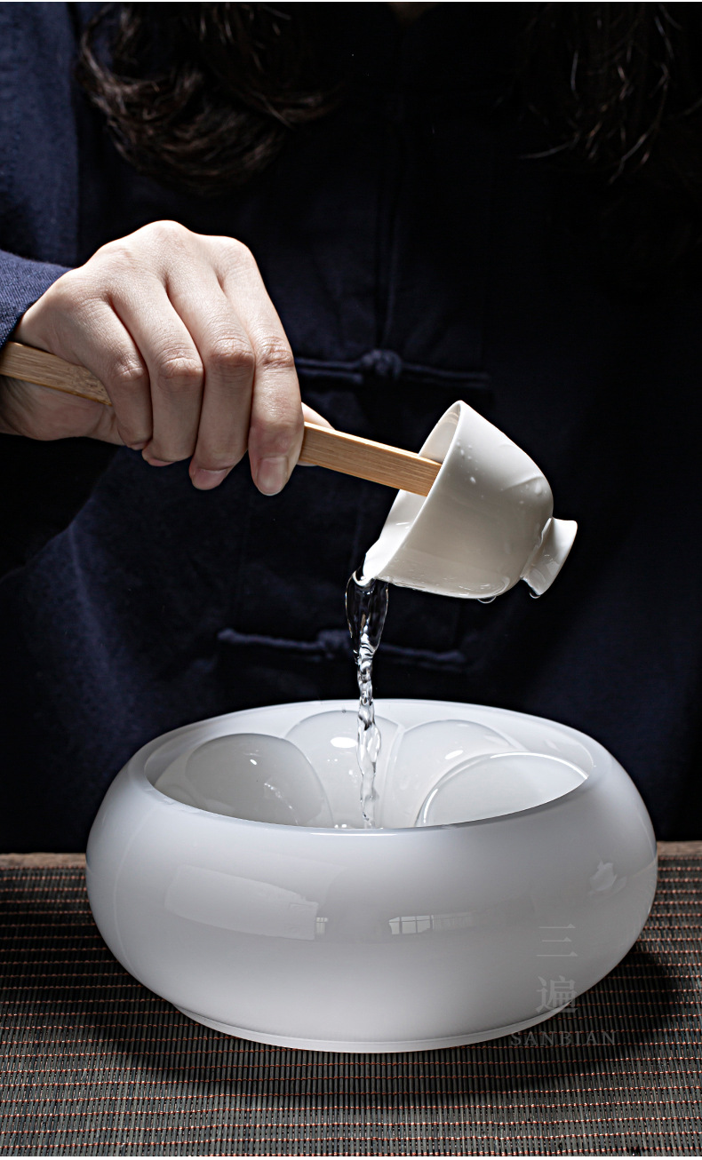 Jade Porcelain Tea Basin_13.jpg