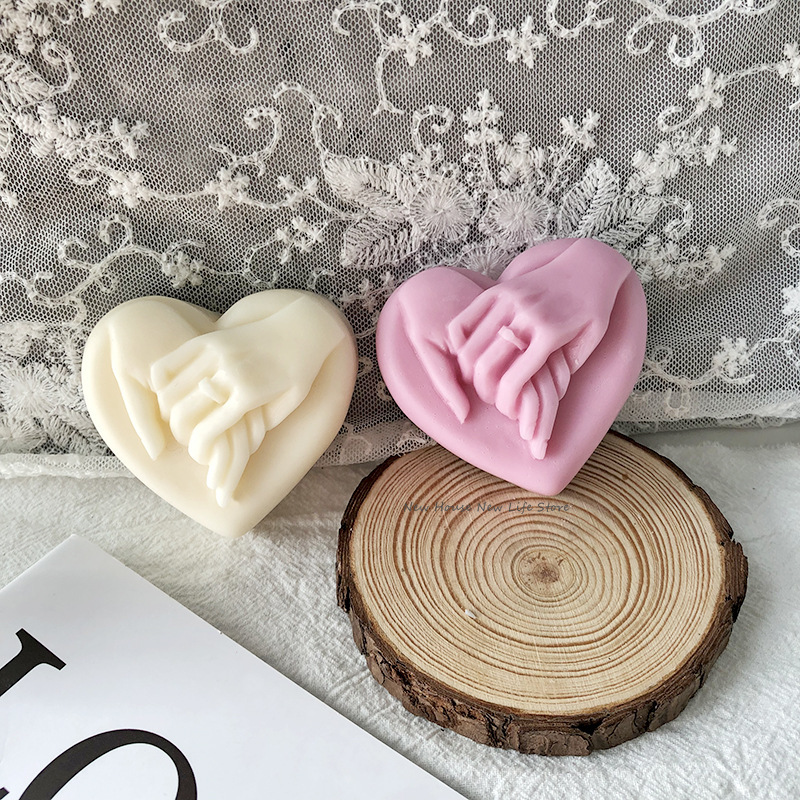 Description Picture 5 of item3D Heart-shaped Hand in Hand Handmade Silicone Soap Mold DIY Heart-shaped Candle Mold Chocolate Mold Wedding Cake Making Mold