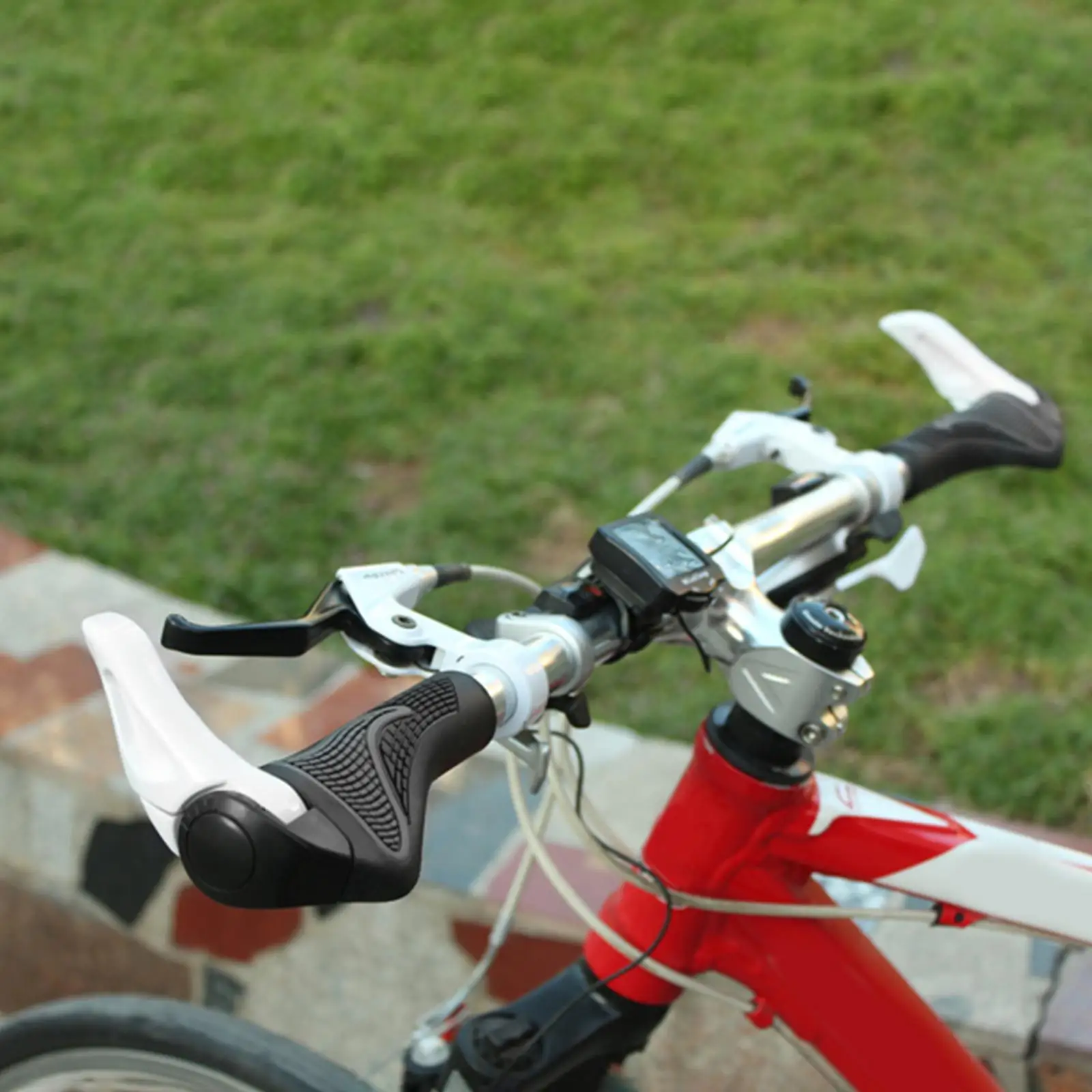Rubber Bicycle Handlebar Grips Mountain Bike Grips Anti Slip Comfortable
