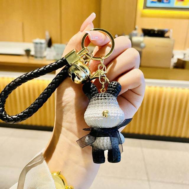 Bunny Keychain Gradient Color Cartoon Stainless Bell Rainbow Colors  Decorate Bow-knot Phone Car Couple Gift Bunny Bag Pendant Collection  Supply,Black 