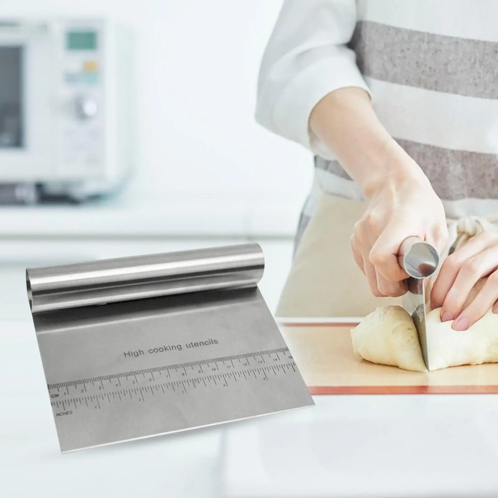 Multi Purpose Scraper Pastry Bread Separator with Scale Cake Scraper, Noodle Cutter for Cream Baking Bread