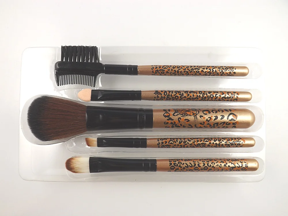 5 in 1 Brushes with Comb Leopard Pattern Cosmetic Product for Women