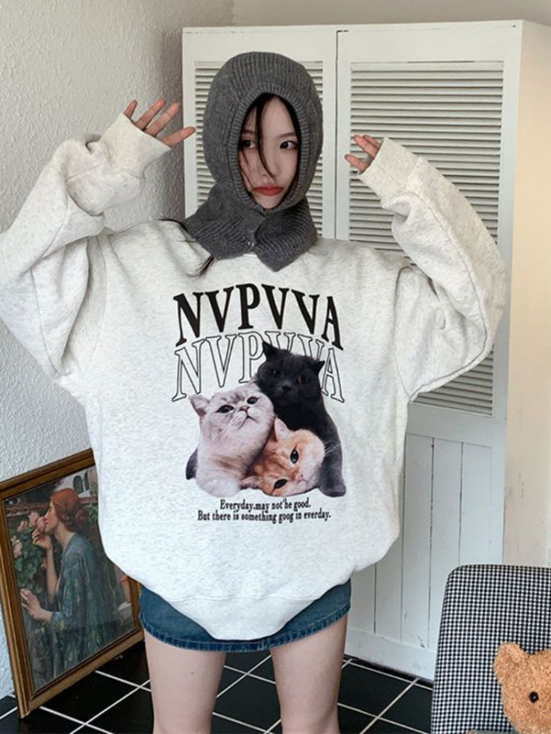 Cat Kawaii Graphic Pullover Image 5