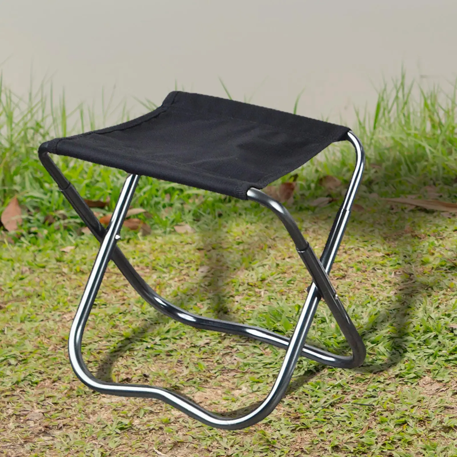 Camping Chair Comfortable Portable Folding Stool Outdoor Wear Resistant Camping Stool for Picnic Garden Hiking Fishing Camping