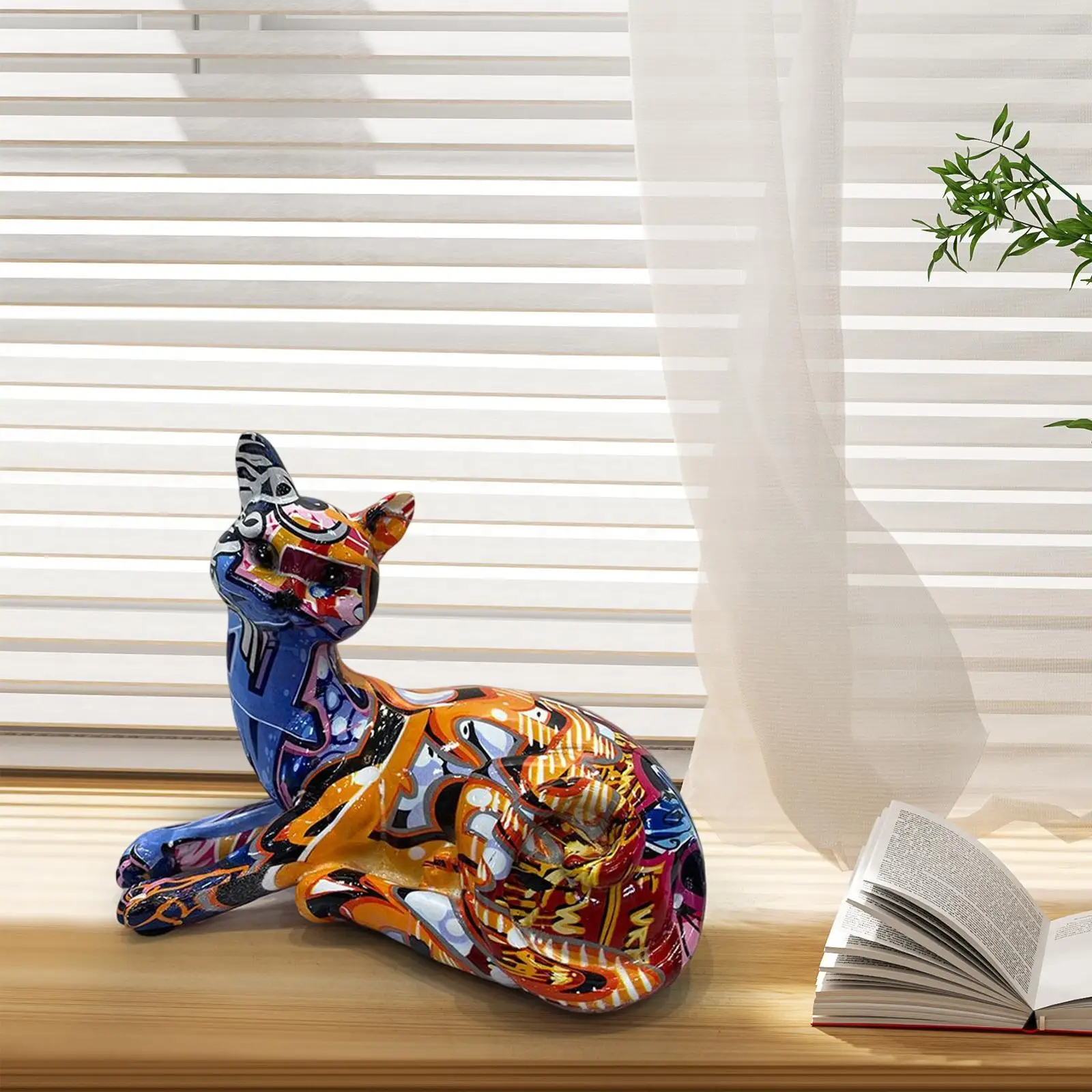Modern Cat Figurine Resin Sculpture Decor Kitten Statue for TV Cabinet Home