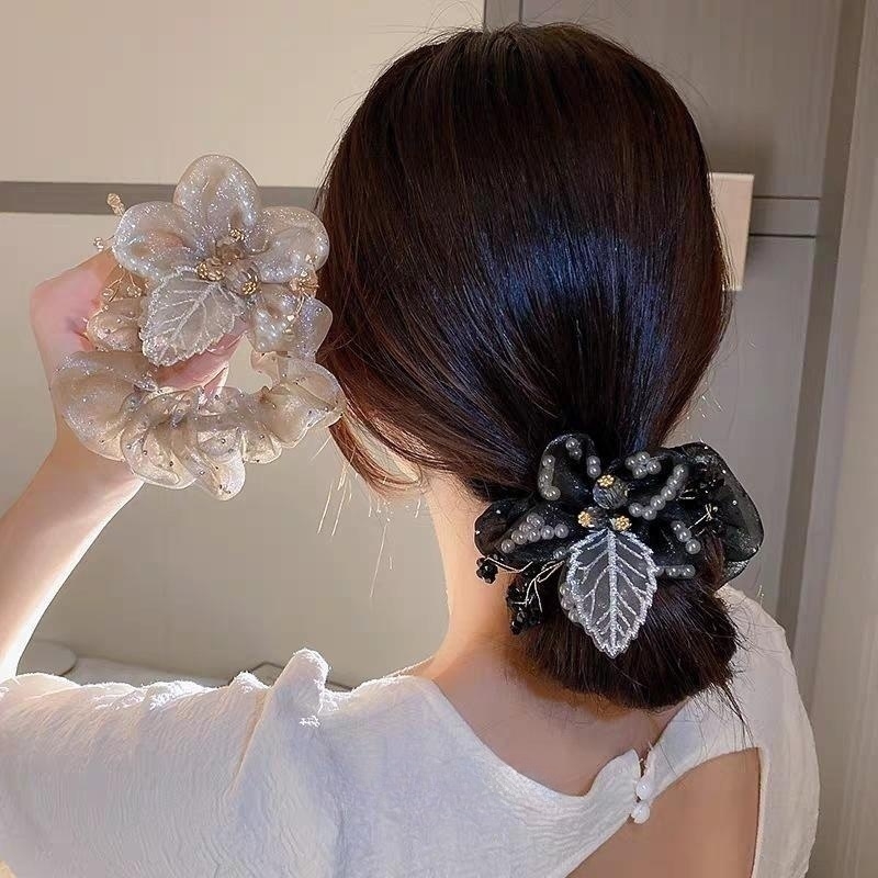 Neue Organza-Blumen-Accessoires Florale Scrunchies Kristall-Haargummi für Frauen Perlen-Haarbänder – Detail 1
