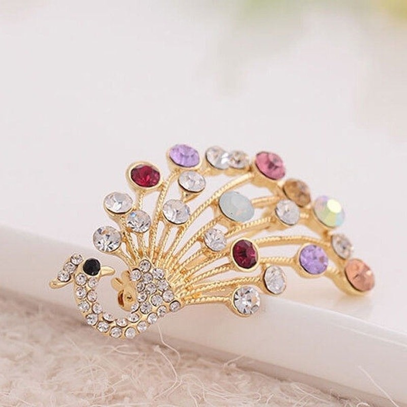 Colorful Shining Peacock Bird Brooch Pin Multicolor Rhinestone Crystal Peafowl Pin Bridal Fashion Jewelry Coat Clothes Decor