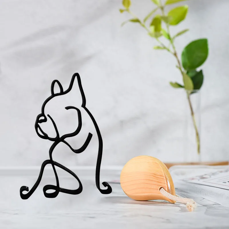 Modern Minimalist Home Decoration Wrought Iron Animals Cats and Dogs Metal Art Ornaments Desk Decoration Figurines Indoor