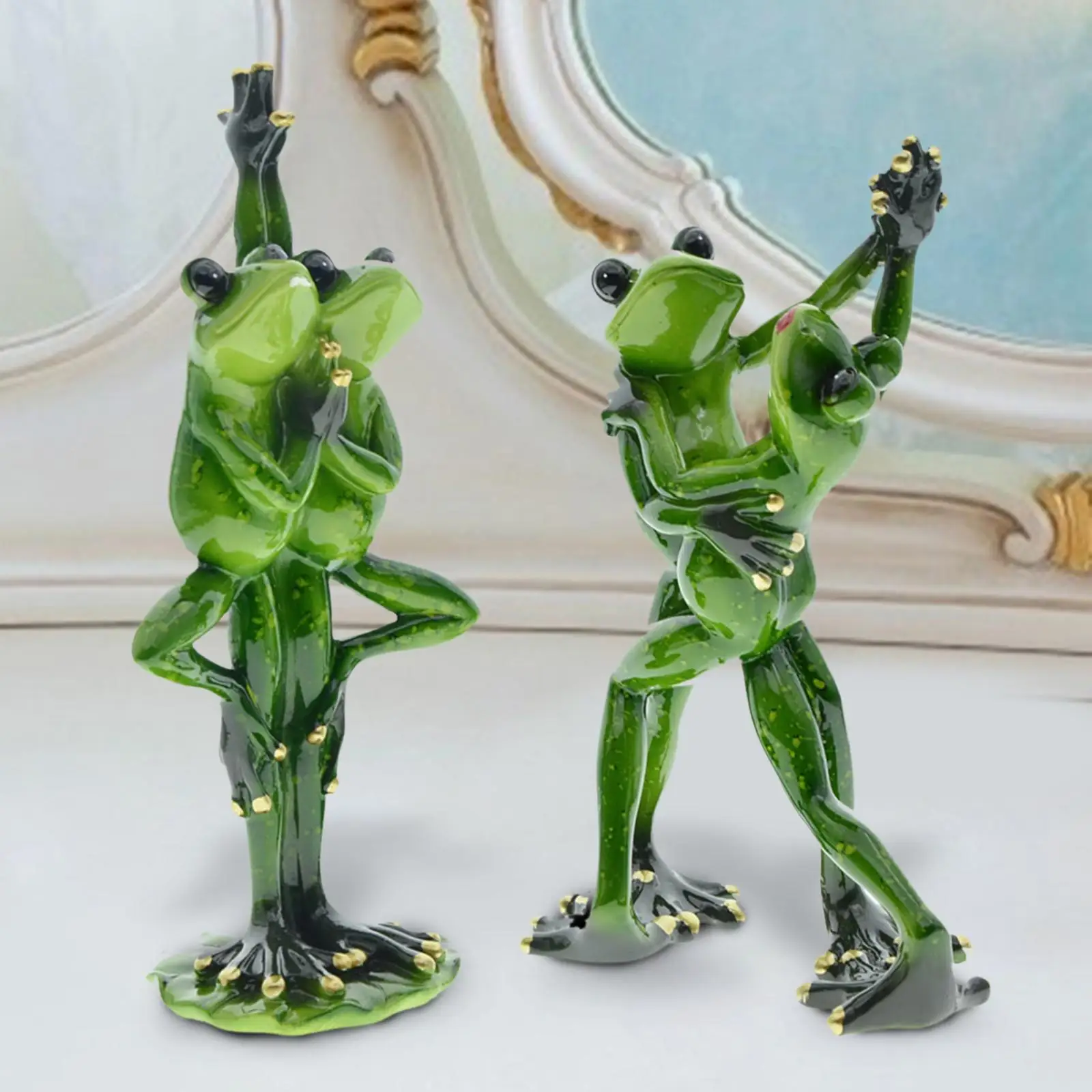 Couple Dancing Frogs Figurine Frog Dancer Sculpture for Entrance Table Decor