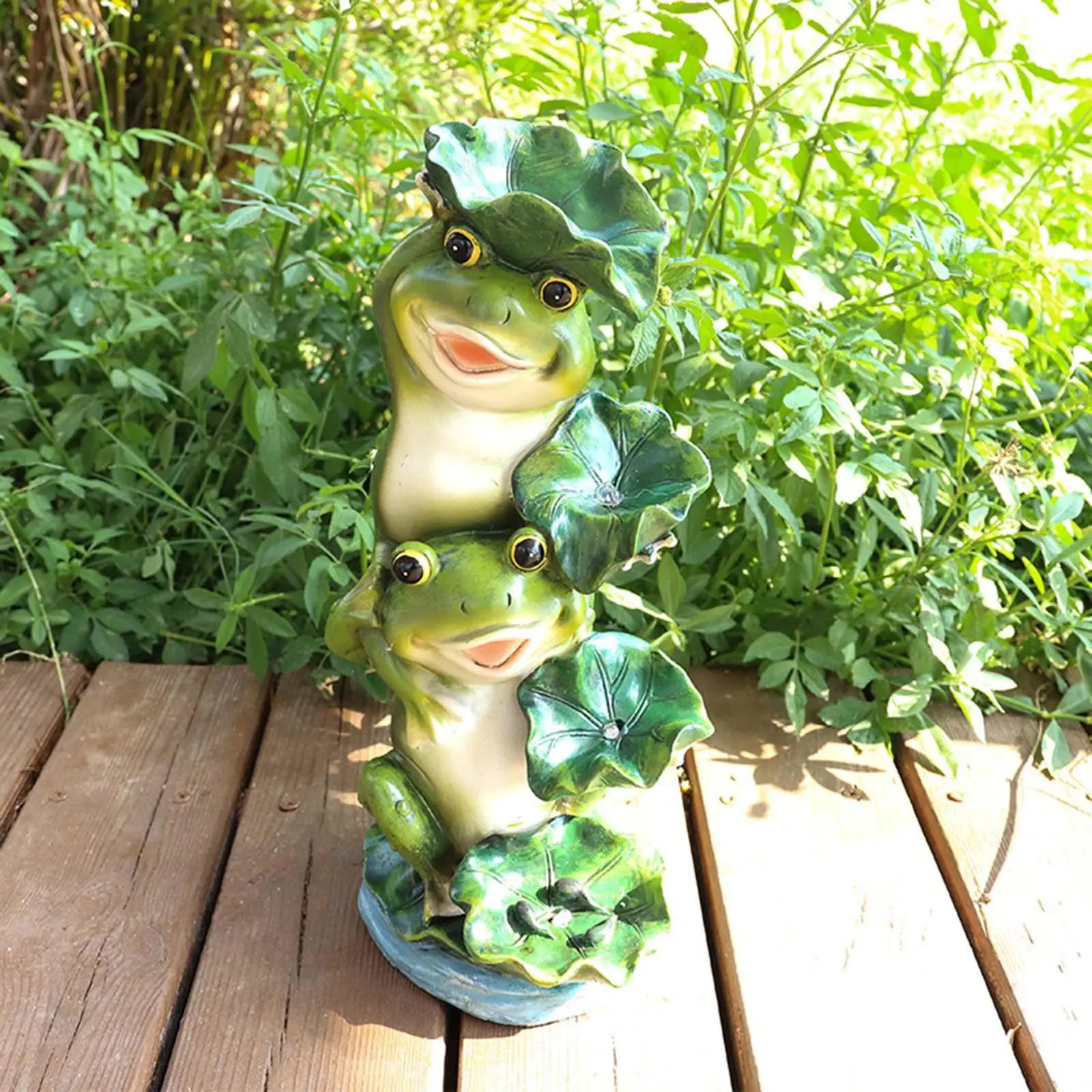 Outdoor LED Frog Solar Lights Garden Ornament Frog Figure Frogs Statue with Light for Yard Patio Backyard Party Decoration
