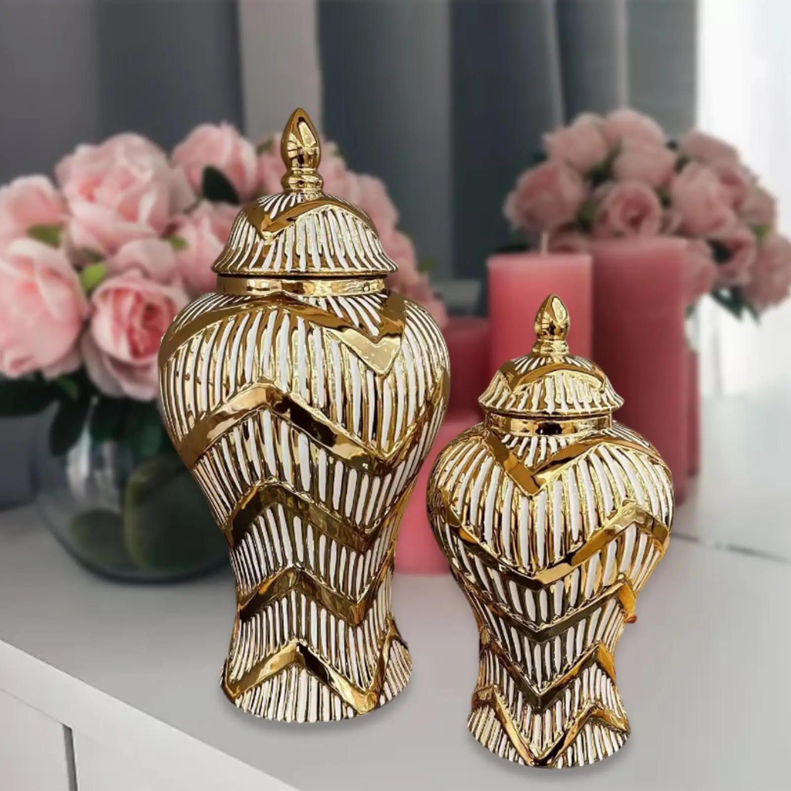 Porcelain Flower Vase Ginger Jar Golden Color Lines with Lid European Style