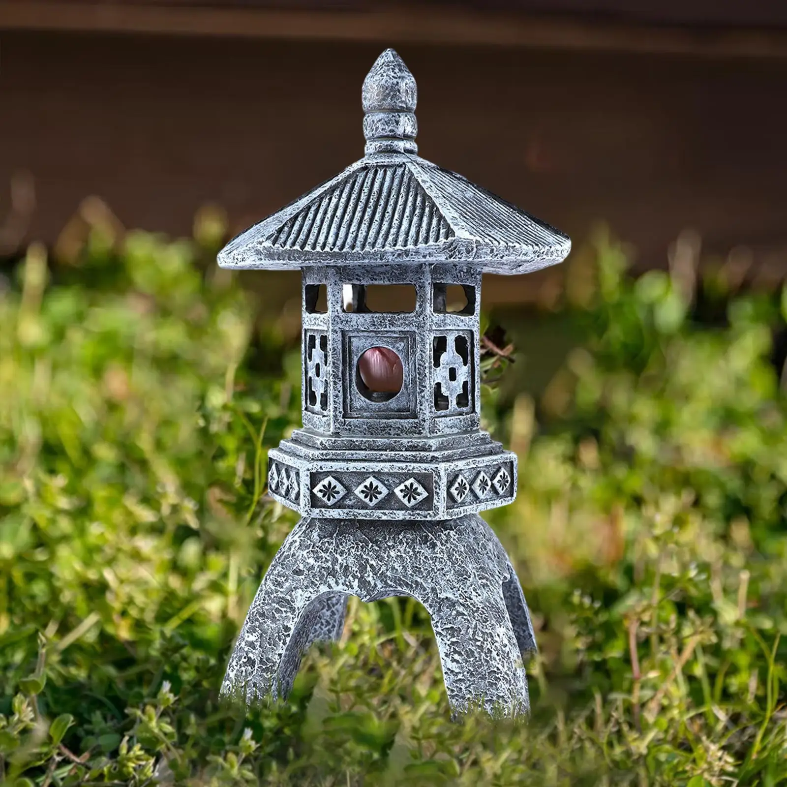 Outdoor Garden Light Statue Resin Lamp Sculpture Durable Energy Saving Solar Pagoda Lantern for Lawn Yard Farmhouse Patio Decor