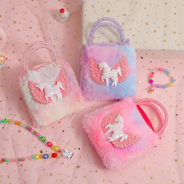 Chunyee Collier Licorne Pour Fille - L Laiton Zircon 4 Cadeaux De Collier De Licorne Pour Les Fille, Plaqué Or Blanc 14 Carats Chunyee Collier Licorne Pour Fille - L Laiton Zircon 1
