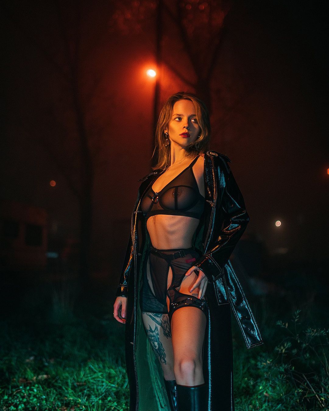 251865880_916787745622605_3941