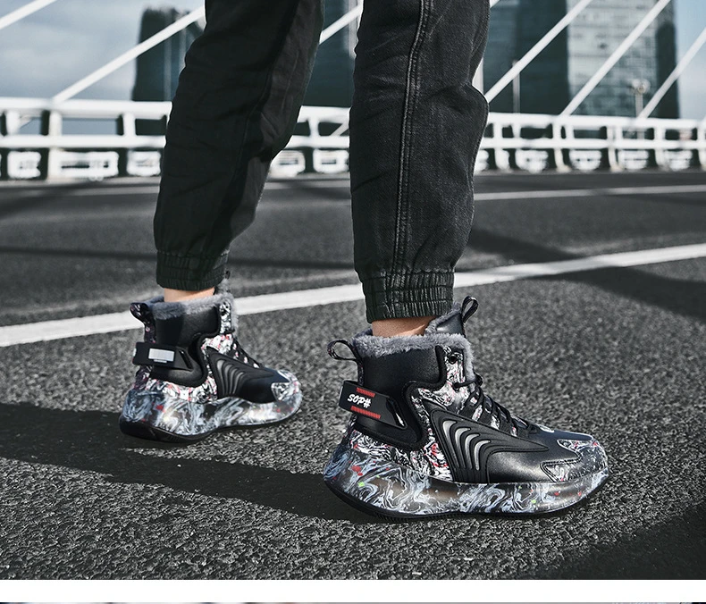Winter Men Shoes with Plush Thick Insulation Outdoor Snow Boots Fashion Trend Soft Soles Sports Leisure Shoes Durable 2024