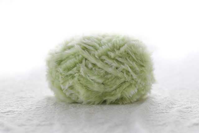 50g/ball Super Soft Fur Yarn Chunky Fluffy Faux Fur Thread Eyelash Crochet  Wool Fur Fluffy Plush Thick Scarf Coat Gloves Hat 35M - AliExpress