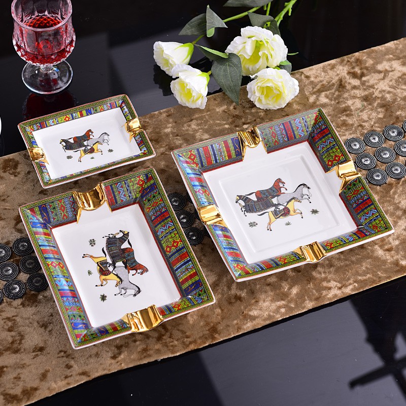 Description Picture 2 of itemEuropean Style Light Luxury Cigar Ashtray Large and Small Ashtrays Cigar Accessories