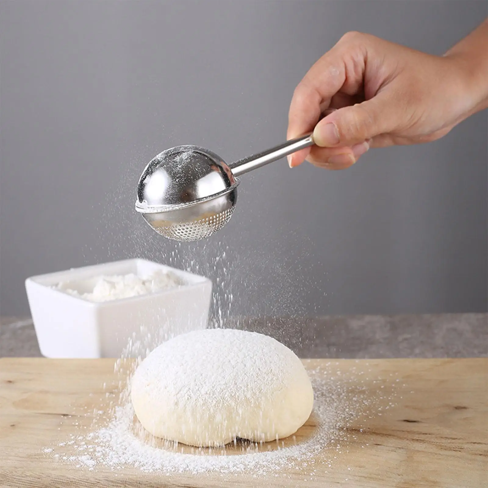 Stainless Steel Flour Sieve Dishwasher Safe Manual Telescopic Powder Spreader for Pastry Cake Decor Tool Home Kitchen Baking