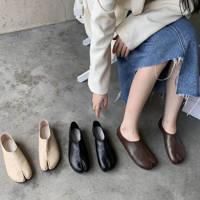 tabi slip on shoes