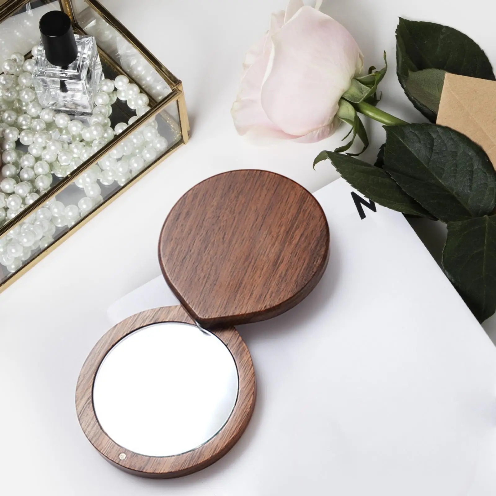 Portable Mirror Easy to Use Decoration Wooden Durable Handheld Makeup Mirror Personal Mirror Pocket Mirror for Outdoor Handbag