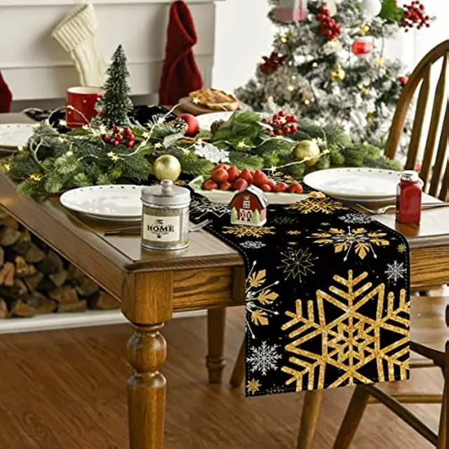 Black and White Christmas Table Runner, Snowflake Table Decor, Black  Holiday Decor, Modern Table Runner, 2 SIZES, 2 FABRICS 