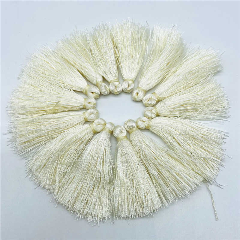 Description Picture 6 of item20pcs/Lot 4cm Polyester Small Tassels Fringe Cotton Tassels Trim For Sewing Curtains Accessories DIY Home Wedding Decoration