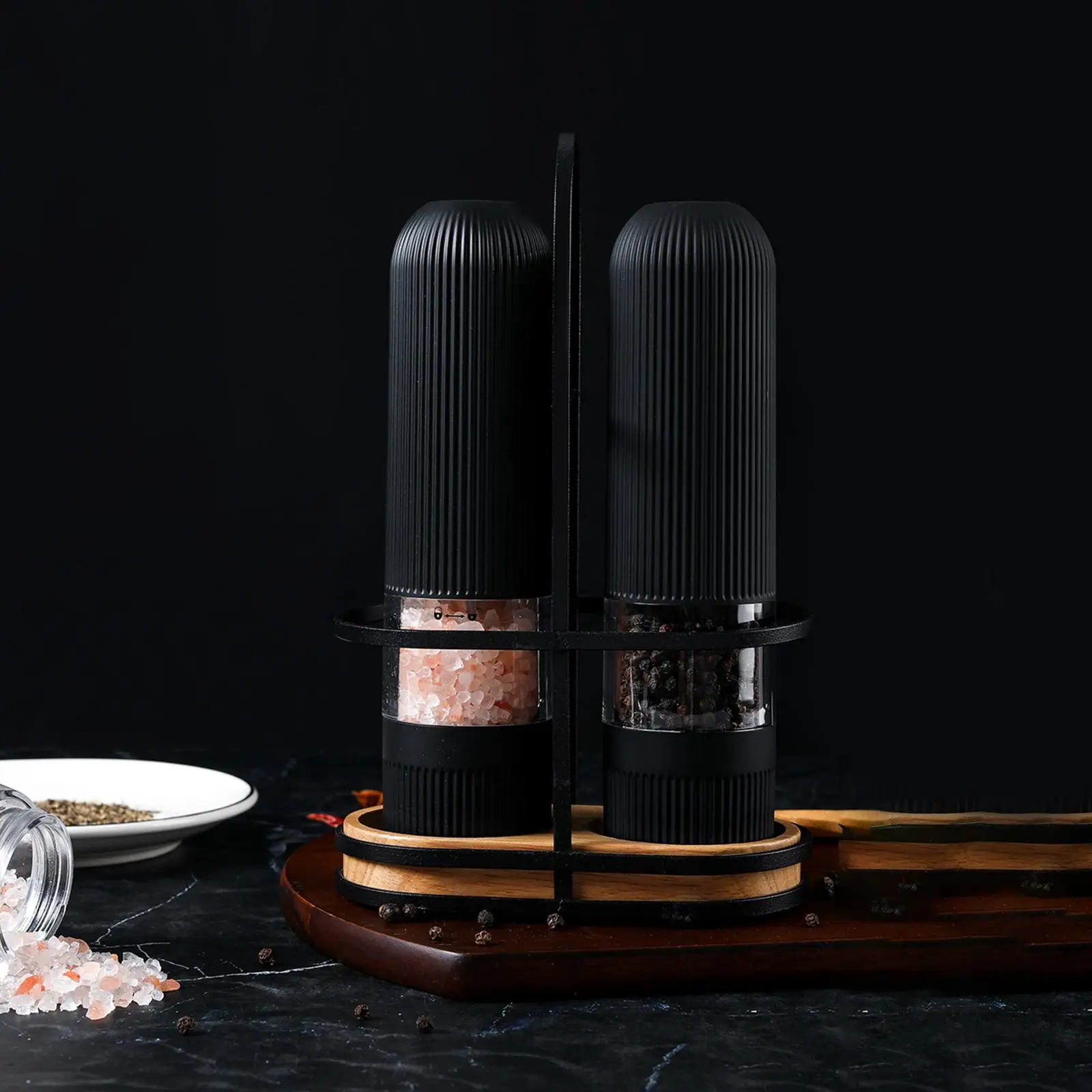 Electric Salt and Pepper Grinder Set with Stand Adjustable Coarseness One Hand Operation Automatic Salt and Pepper Mills