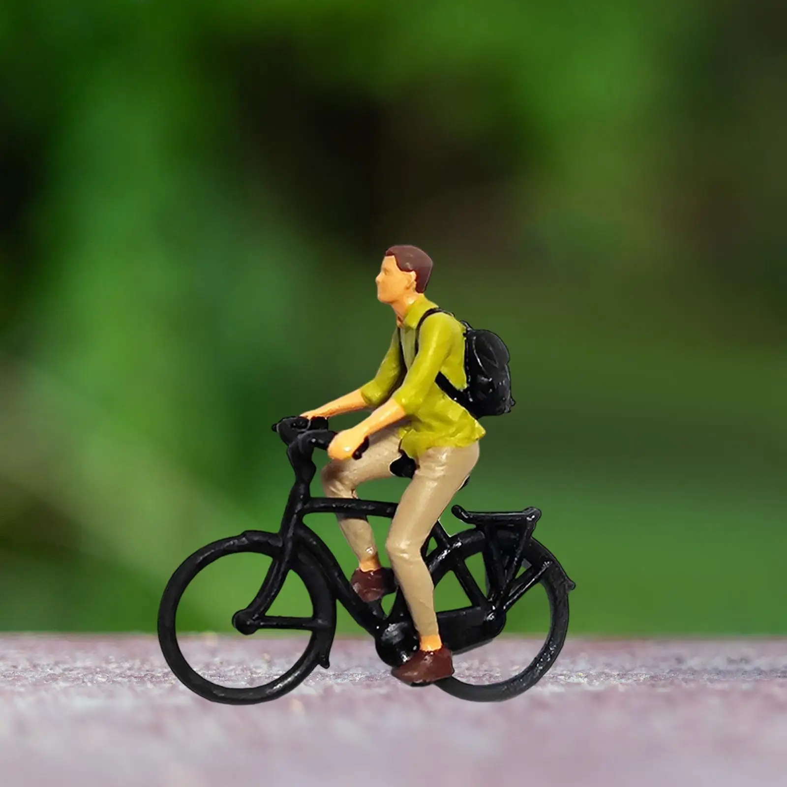 Realistic 1/87 Scale Cyclist Figurine for Sand Table Diorama Miniature Scene Layout Decor