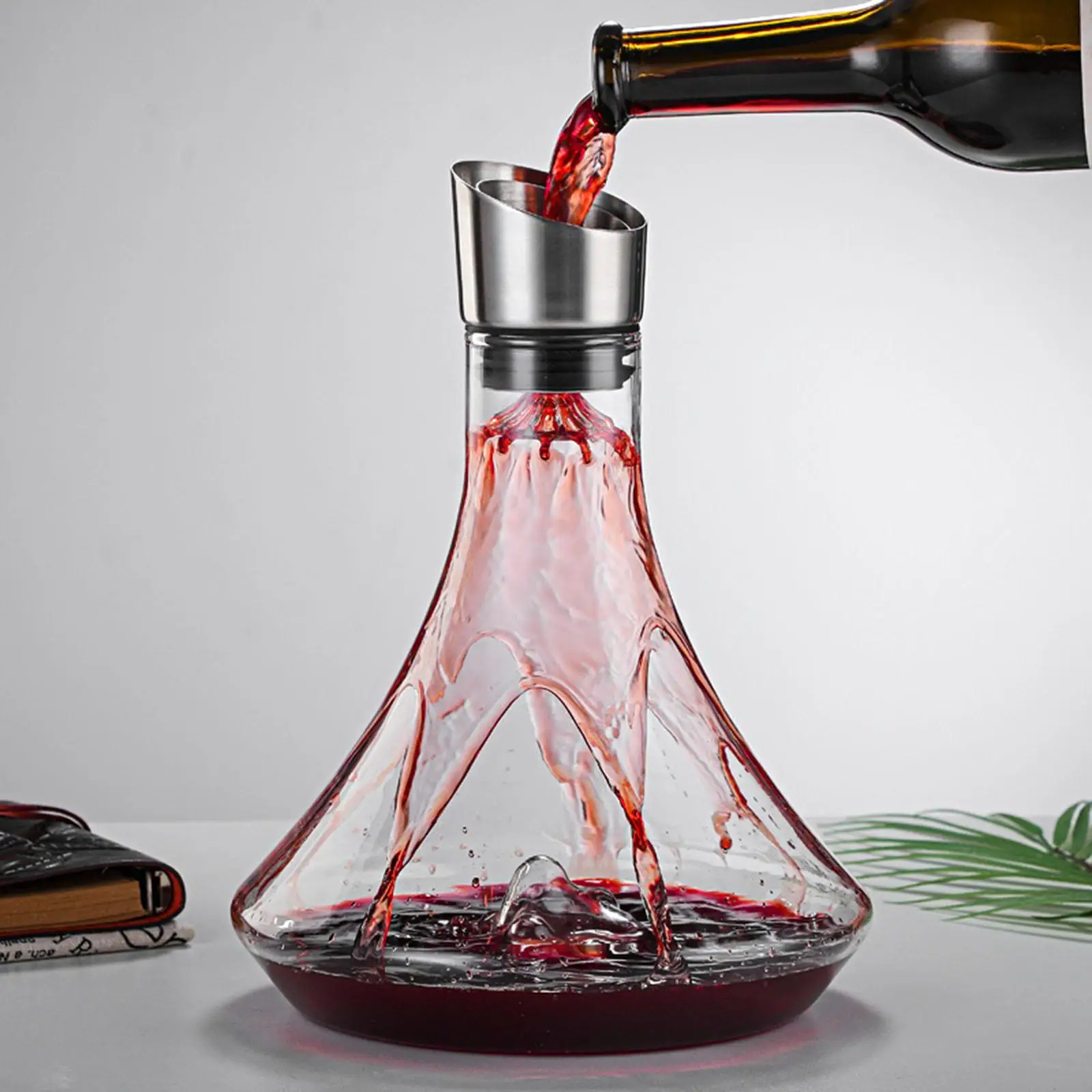 Handmade Red Wine Decanter Wine Aerator Champagne Dispenser Wine Carafe 1500ml for Bar Home Kitchen Restaurant Wine Accessories