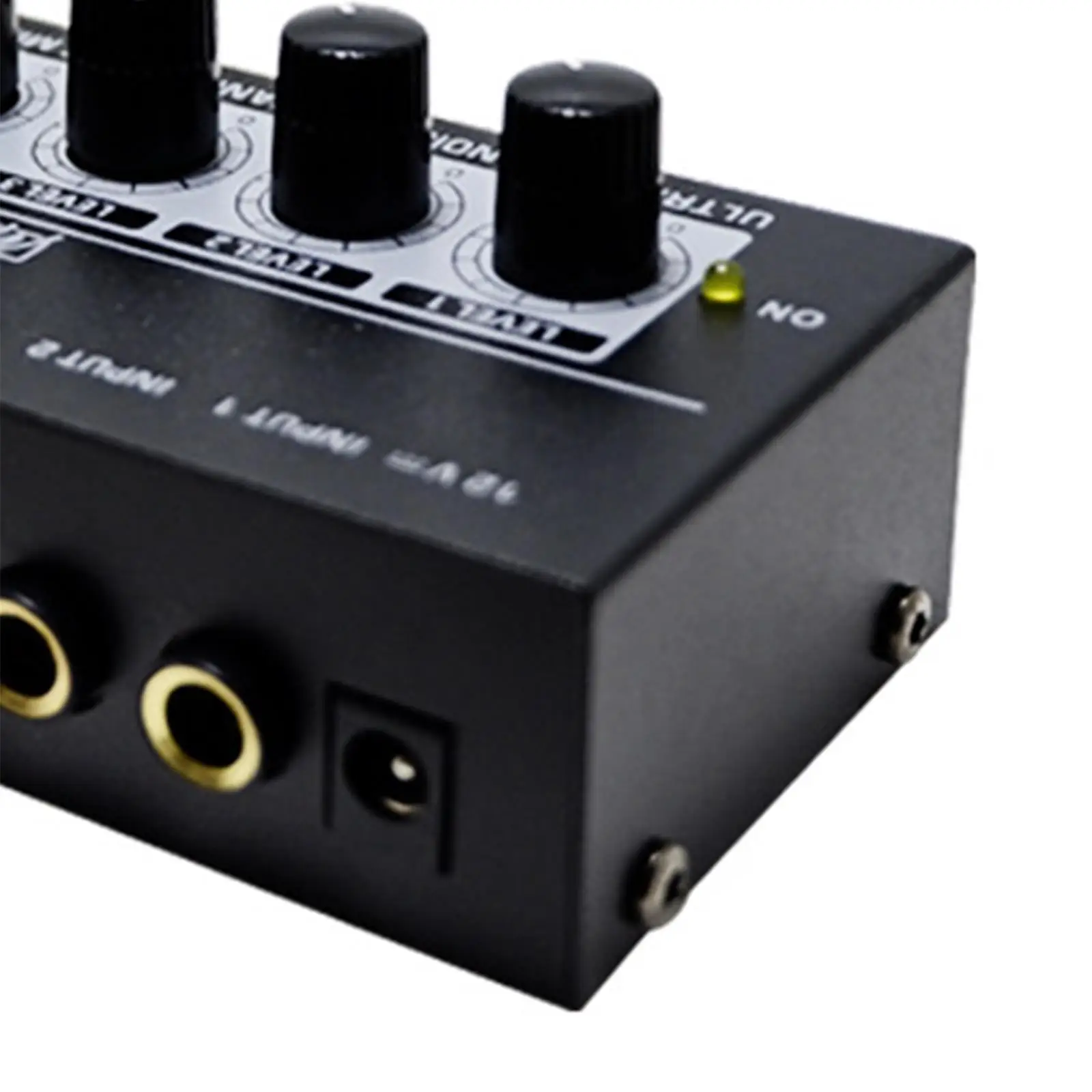 Mini Audio Mixer High Sound Quality 12V 4 Input Audio Mixer for Small Clubs or Bars CD Player Computer Recording Live and Studio