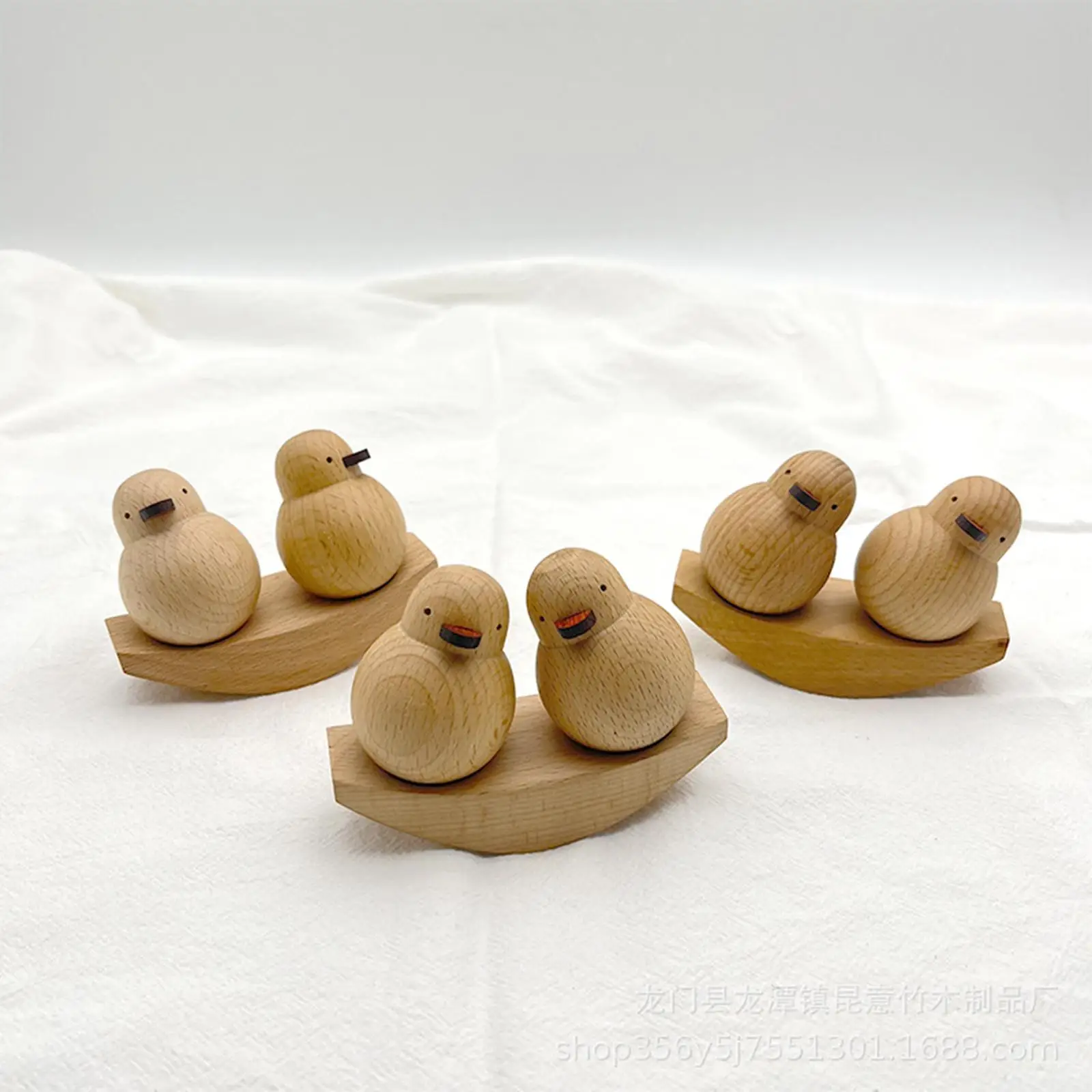 Carved Duck Sculptures Cute Collectible Decoration Gifts Wood Statue Ornament for Dining Room Window Birthday Weddings Wedding