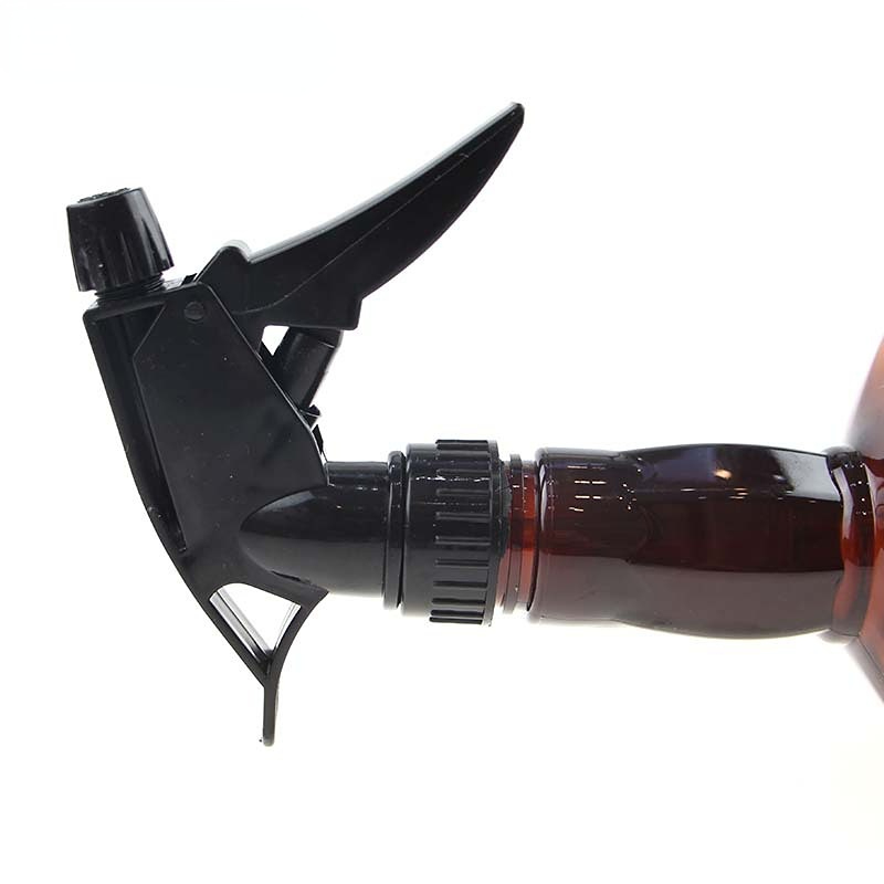 Description Picture 4 of item3 Colors 500ml Hairdressing Spray Bottle Retro Whiskey Oil Head Watering Can Water Sprayer Professional Salon Barber Hair Tool