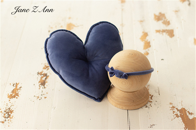 Buntes Liebes-Samt-Kissen + Schleifen-Stirnband-Set, Herzförmiges Baby-Requisit für Neugeborenen-Fotografie – Detail 5