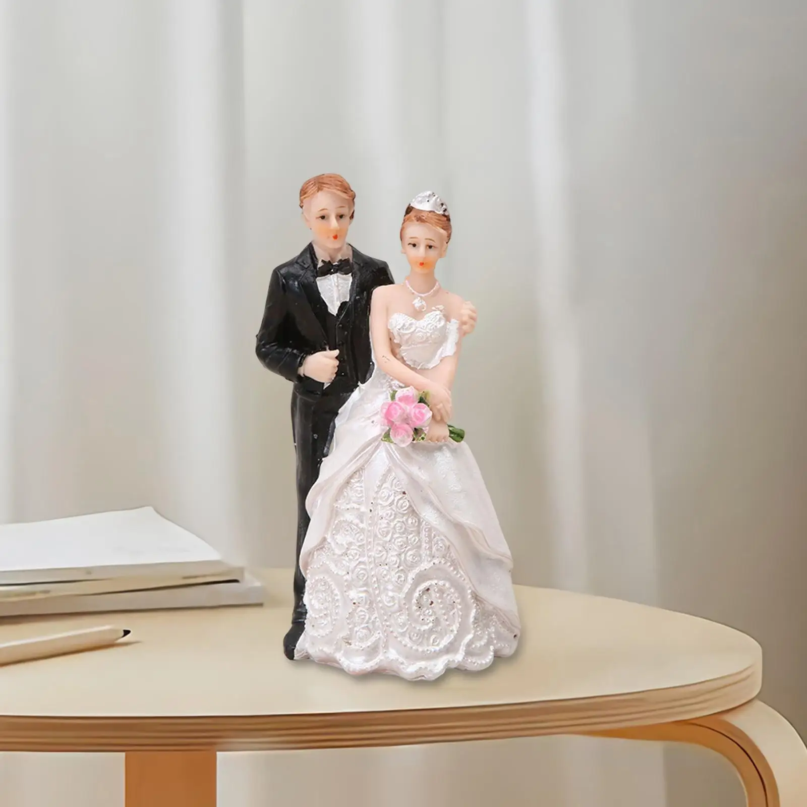 Wedding Couple Figurine Sculpture Statue for Living Room Desktop Restaurant