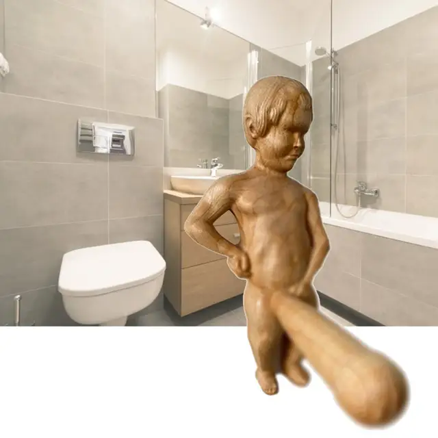 Spoof Creative Wooden Little Boy Toilet Paper Holder, Creative Little Boy  Leaking Funny Pendant Sculpture Wall Mount Home Decor (Brown)