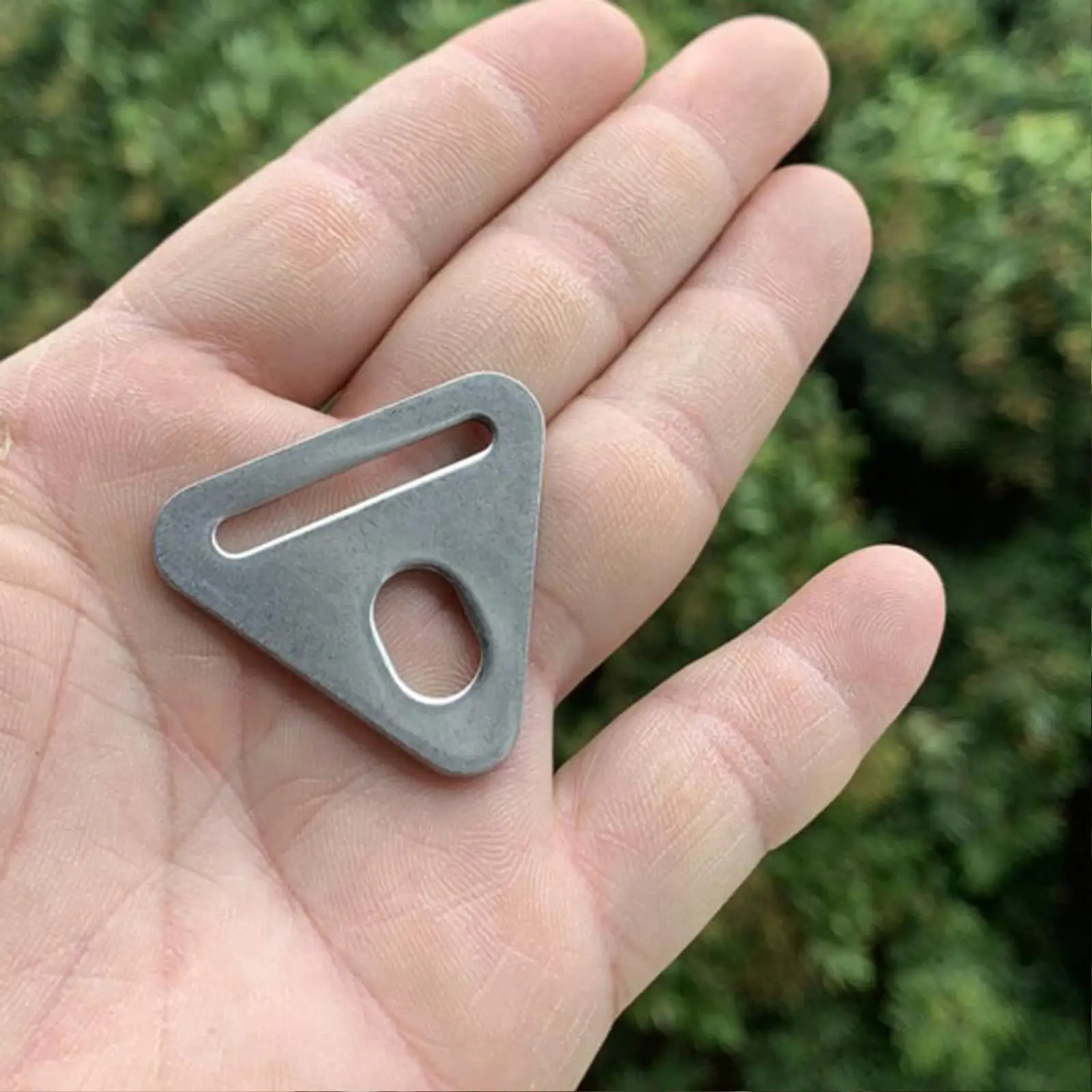 Cord Adjuster Tent Tensioner, Sturdy Pull Button Fastener Triangle Buckle Hook Tightener Wind Buckle for Canopy Picnic Shelter