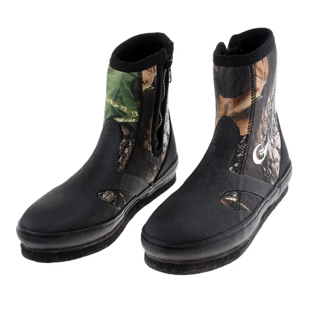 Men Women Anti River Tracing Boots Shoes with Nails/Spikes Camo