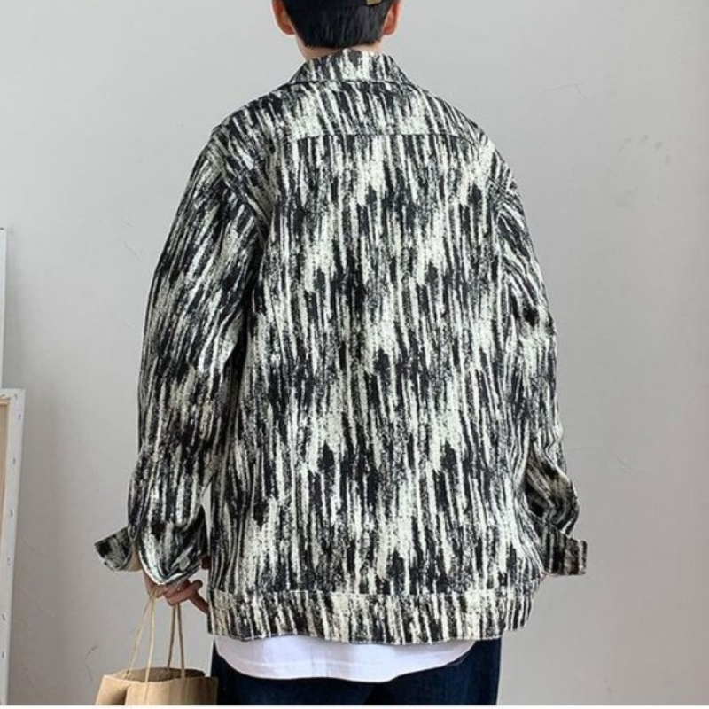 Bugilaku Tie Dye Jacket Image 4