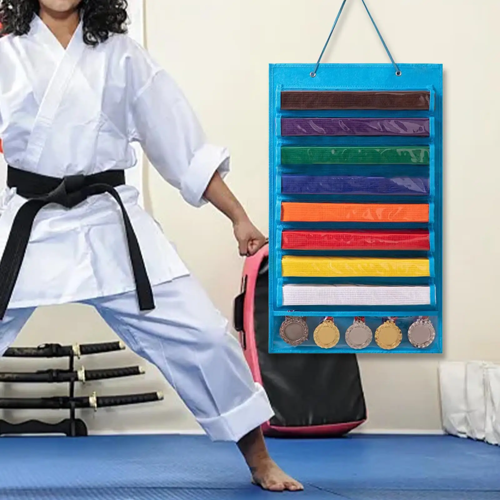 Martial Arts Belts Holder Organizer for 8 Belt 5 Medals Felt Karate Belt Display Rack with Dust Cover for Boxing Judo Muay Thai