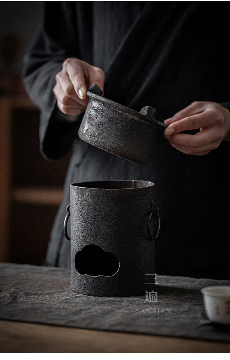Ancient Iron-Round Simple Charcoal Stove_09.jpg