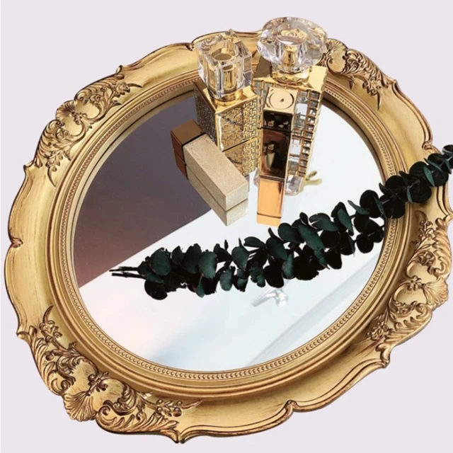 レトロなスタイルの化粧鏡