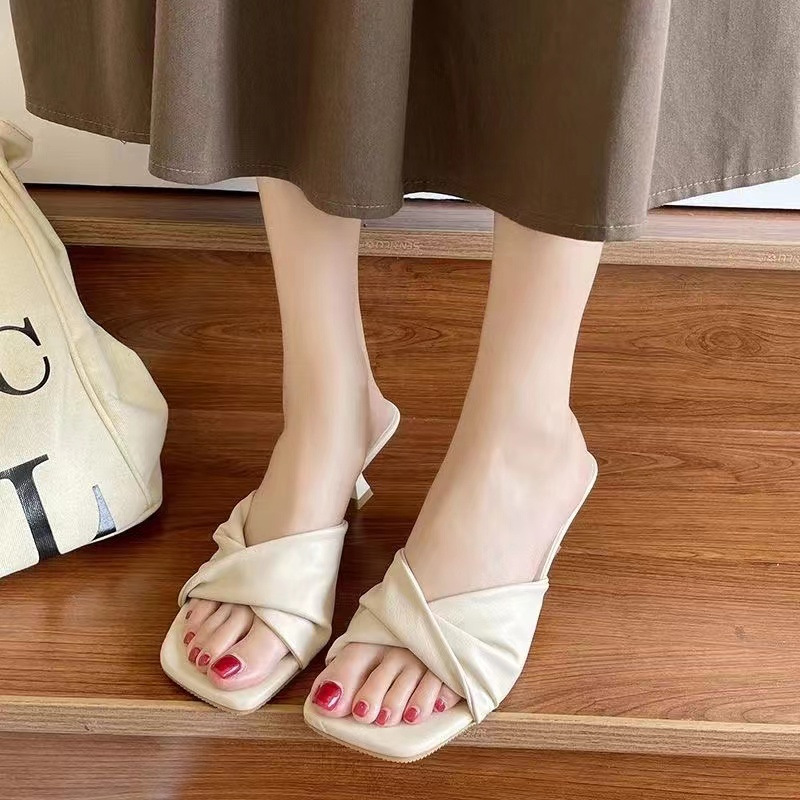 Title 4, 2023 Summer Fashion Simple Ladies Slippers Dew ...