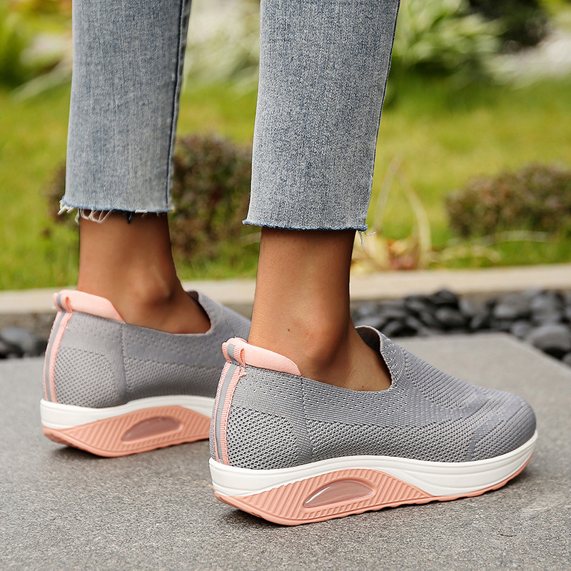 20 Best Shoes With Good Arch Support to Keep You on Your Feet