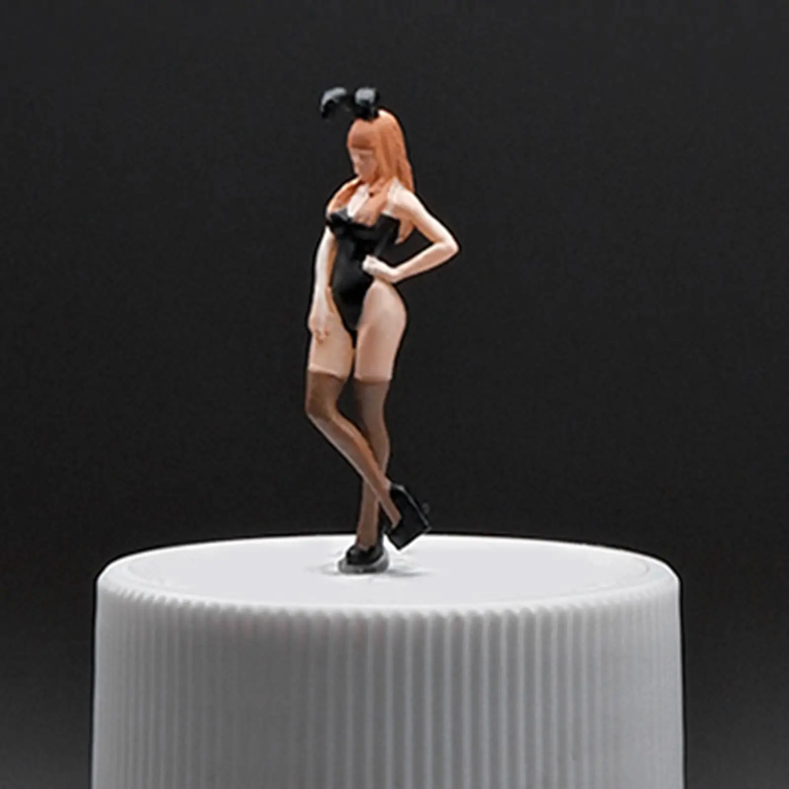 Miniature 1:64 Girls Figures Model Trains People Figures for DIY Scene Decor